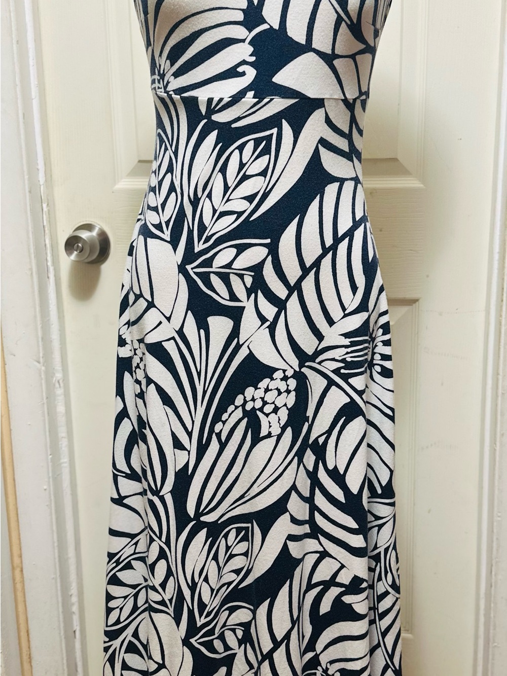 Talbots Graphic Botanical Jersey Maxi Dress Navy White Keyhole - XS #626